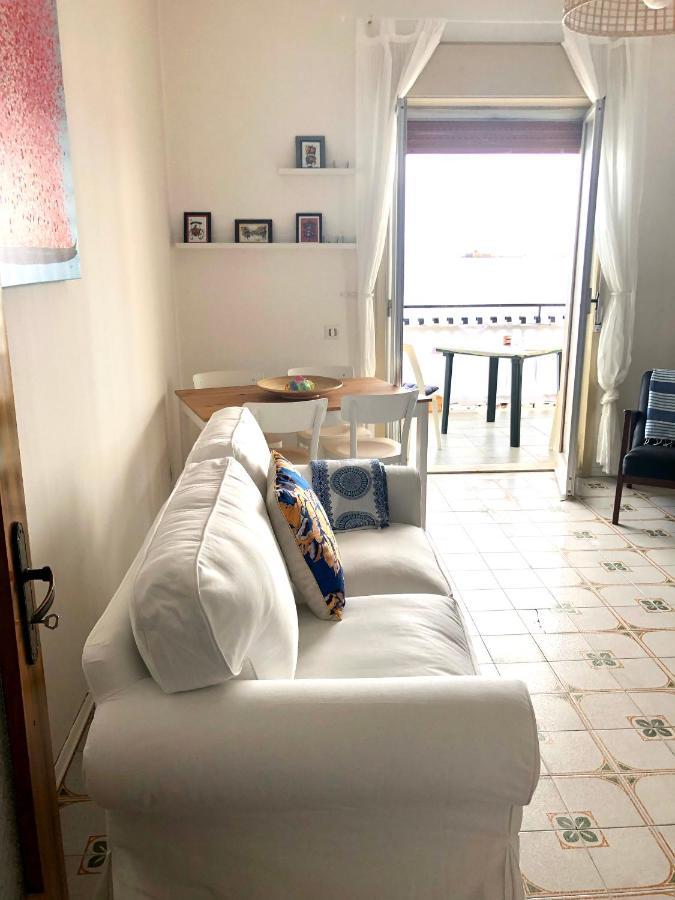 Апартаменты Vacanzenaxos - Casa Frontemare Джардини-Наксос Экстерьер фото